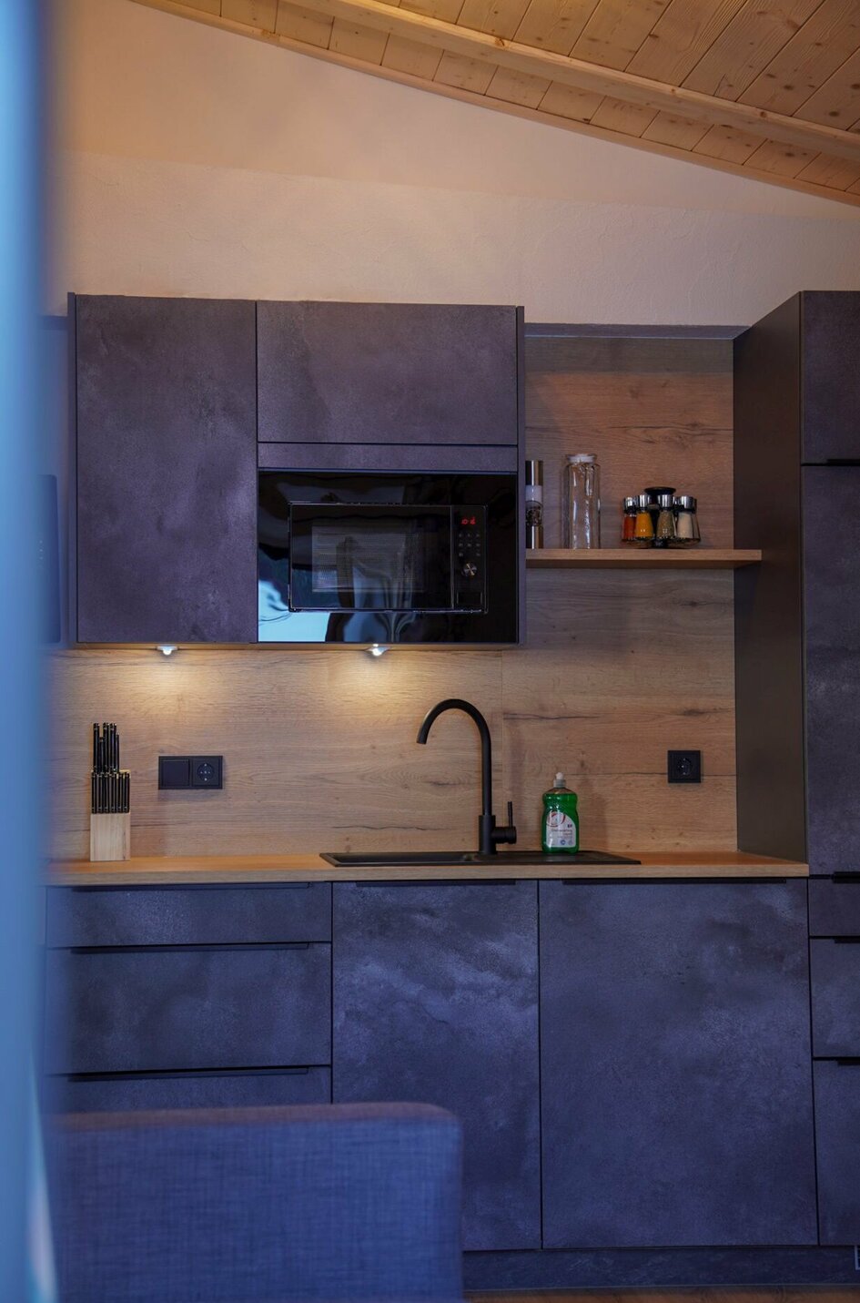 Küchenzeile im Appartement Rosskopf